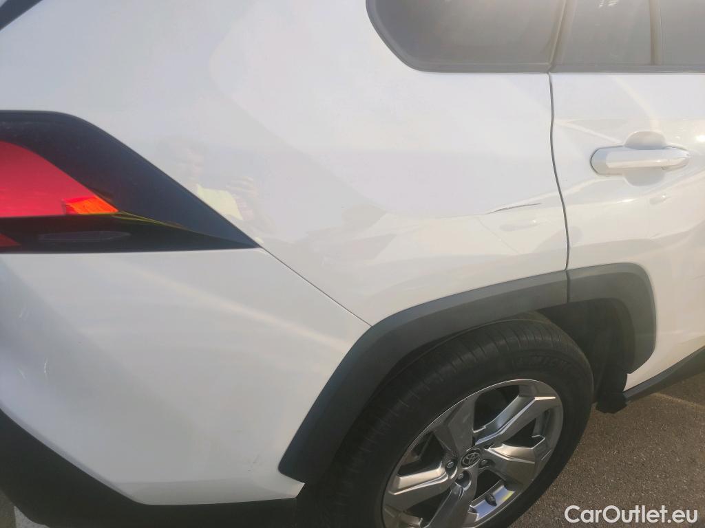  Toyota  RAV4 TOYOTA  / 2018 / 5P / todoterreno 2.5l 220H Advance #14