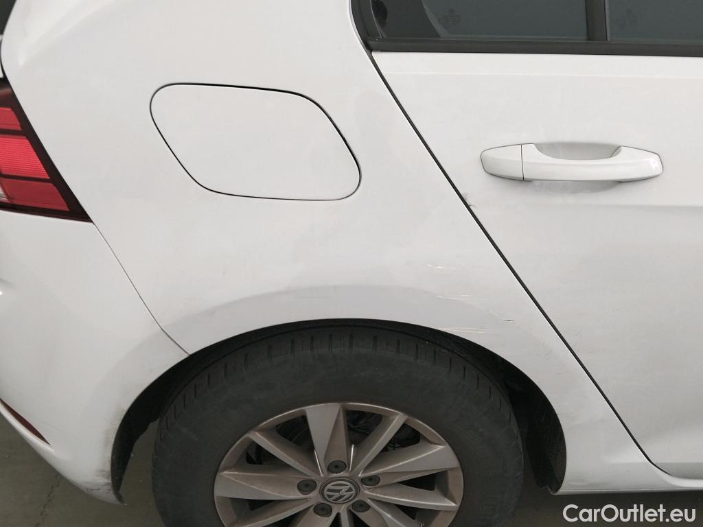  Volkswagen  Golf  VOLKSWAGEN / 2016 / 5P / berlina con portón Ready2Go 1.6 TDI 85kW (115CV) #3