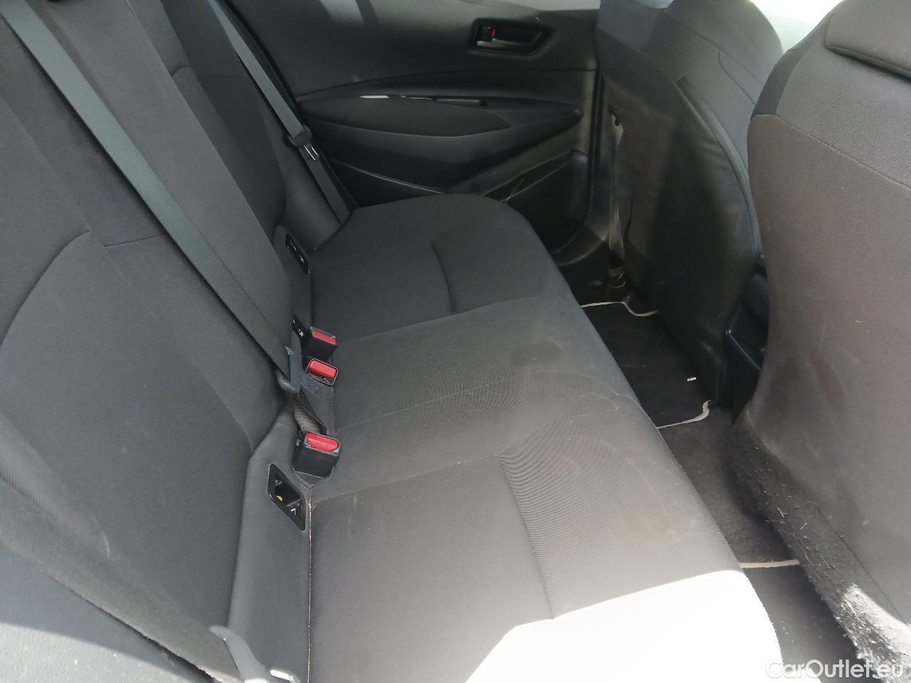  Toyota  Corolla TOYOTA  / 2019 / 5P / familiar 1.8 125H BUSINESS PLUS E-CVT TOU SPORT #35