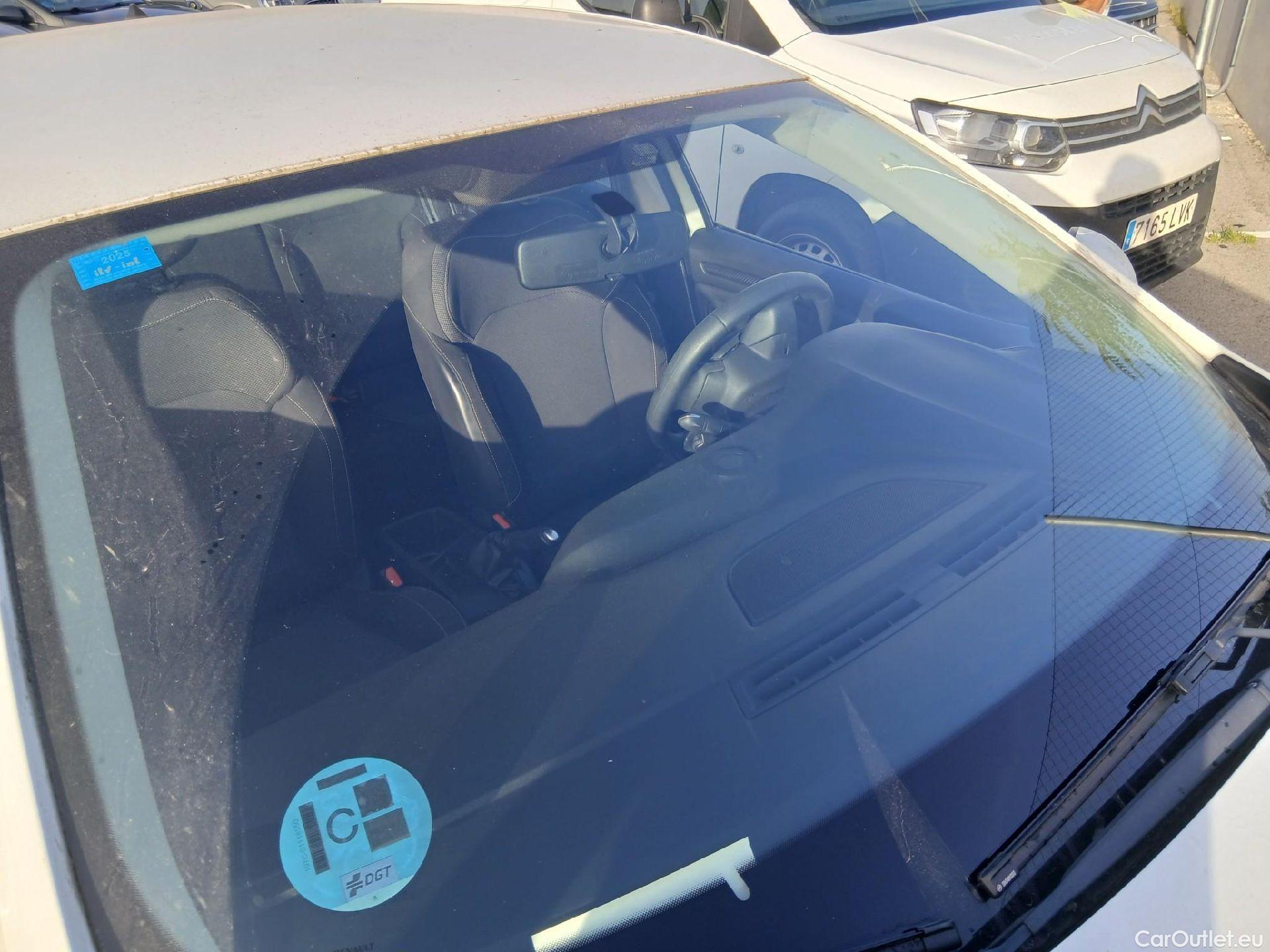  Renault  Megane RENAULT Mégane / 2015 / 5P / berlina con portón Life Blue dCi 70kW (95CV) #4
