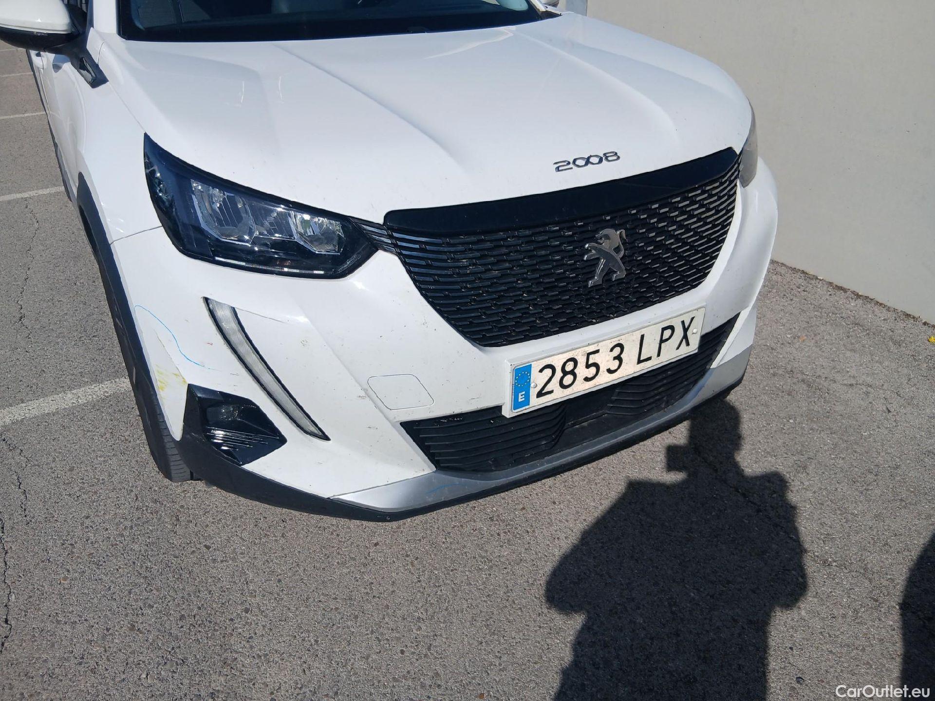  Peugeot  2008 PEUGEOT  / 2019 / 5P / todoterreno Allure Pack BlueHDI 81kW (110CV) (AC) #1
