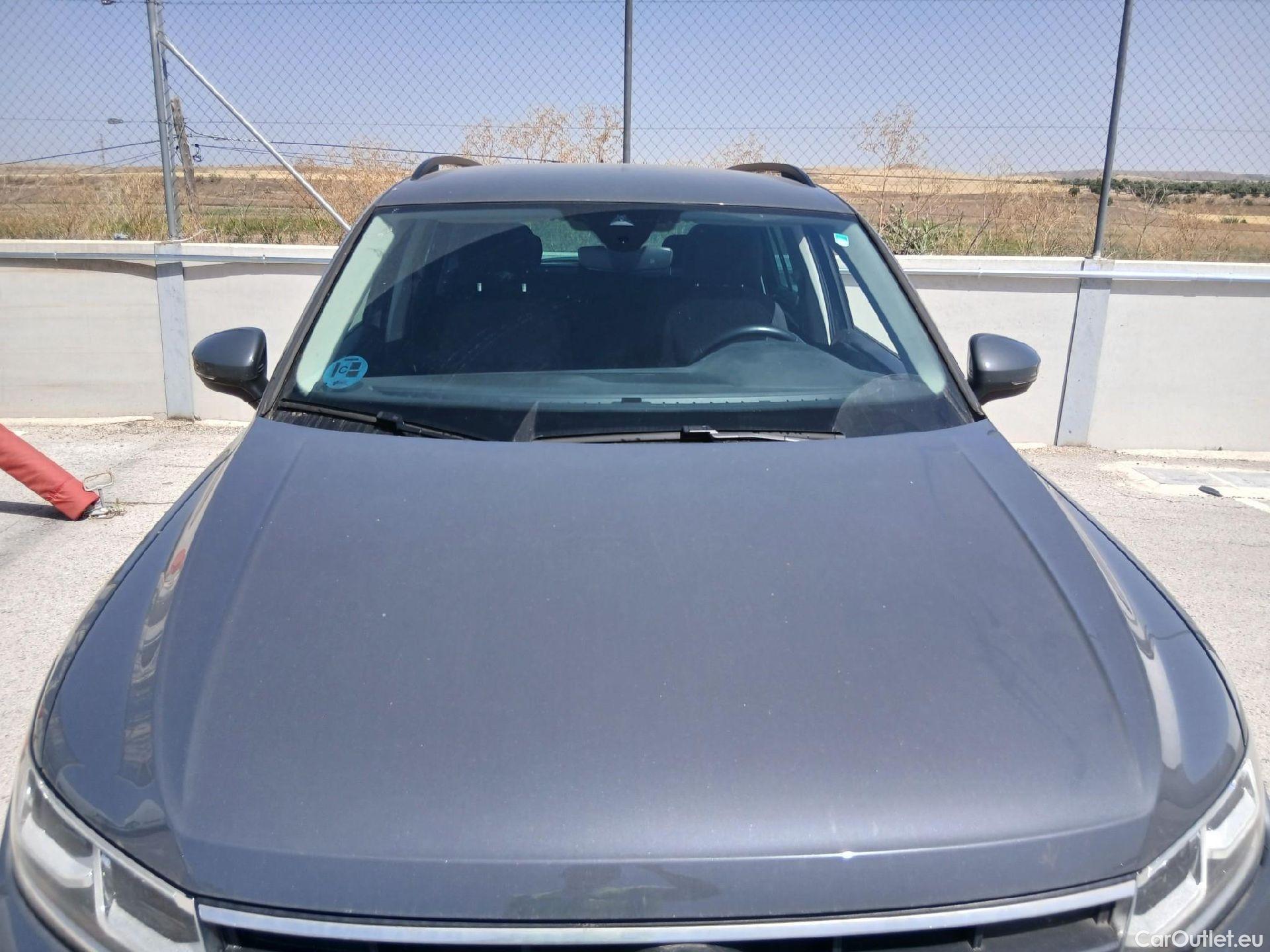  Volkswagen  Tiguan  Life 2.0 TDI 150CV AT7 E6d #5
