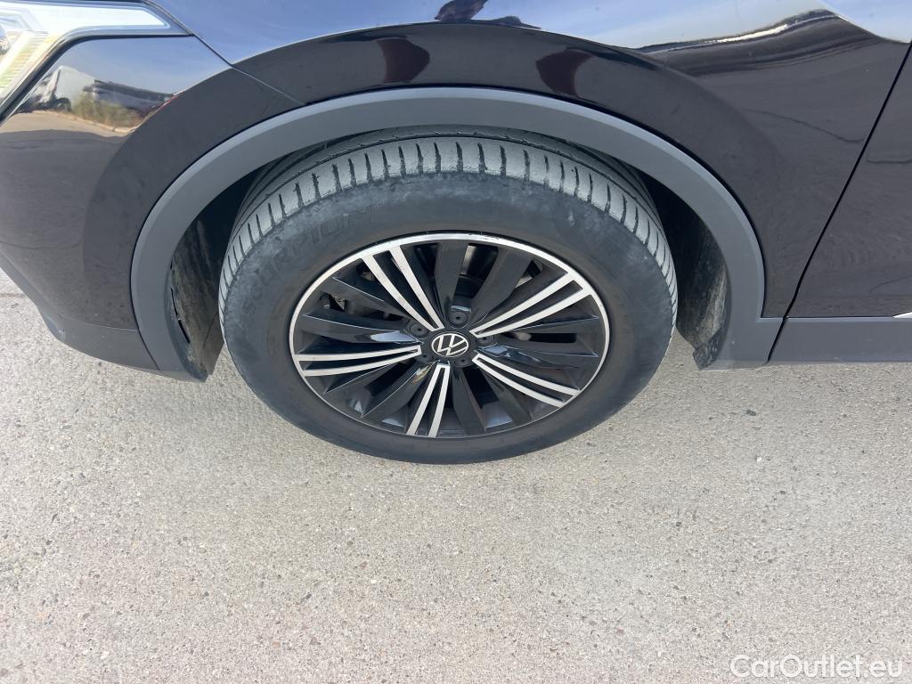  Volkswagen  Tiguan VOLKSWAGEN  / 2020 / 5P / todoterreno Life 2.0 TDI 110kW (150CV) DSG (AC2) #15