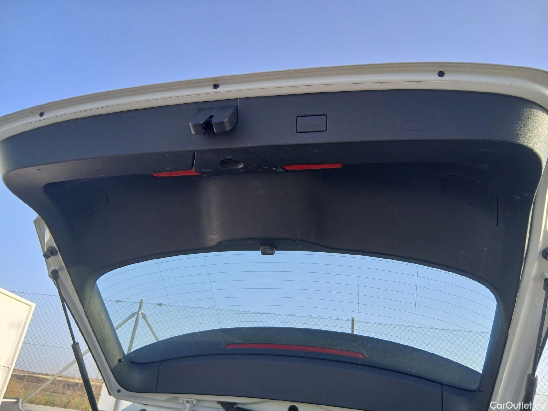  Volkswagen  T-ROC VOLKSWAGEN  / 2017 / 5P / todoterreno Edition 1.6 TDI 85kW (115CV) #35