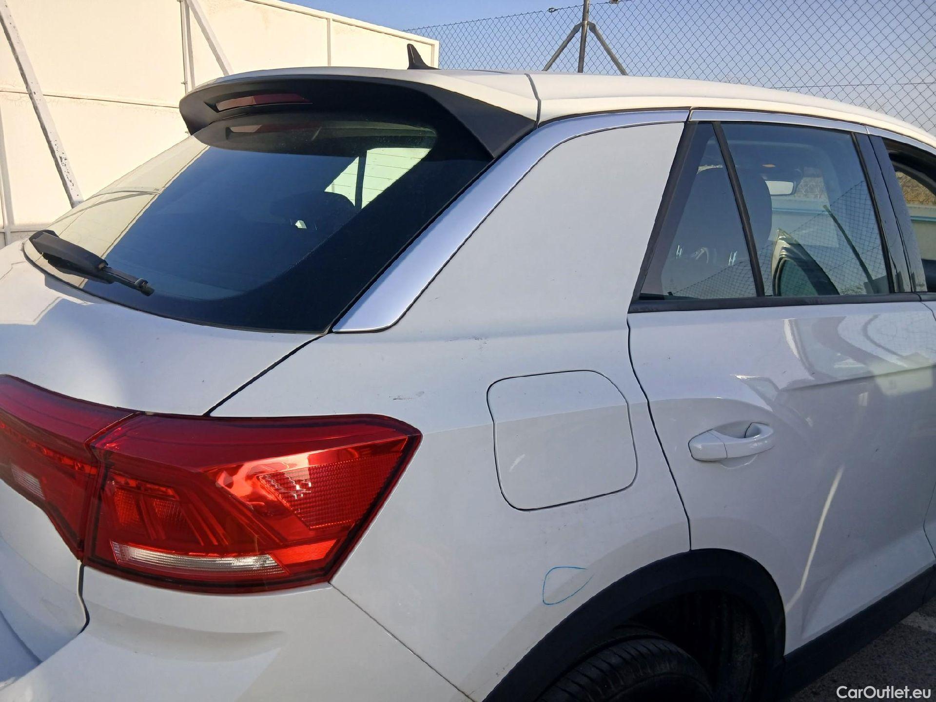  Volkswagen  T-ROC VOLKSWAGEN  / 2017 / 5P / todoterreno Edition 1.6 TDI 85kW (115CV) #38