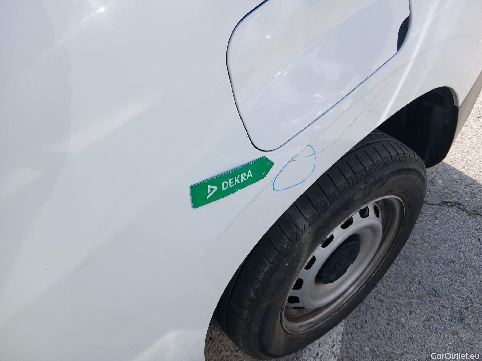  Citroen  Berlingo CITROEN  / 2018 / 3P / furgón derivado de turismo Talla M BlueHDi 73kW CONTROL #14