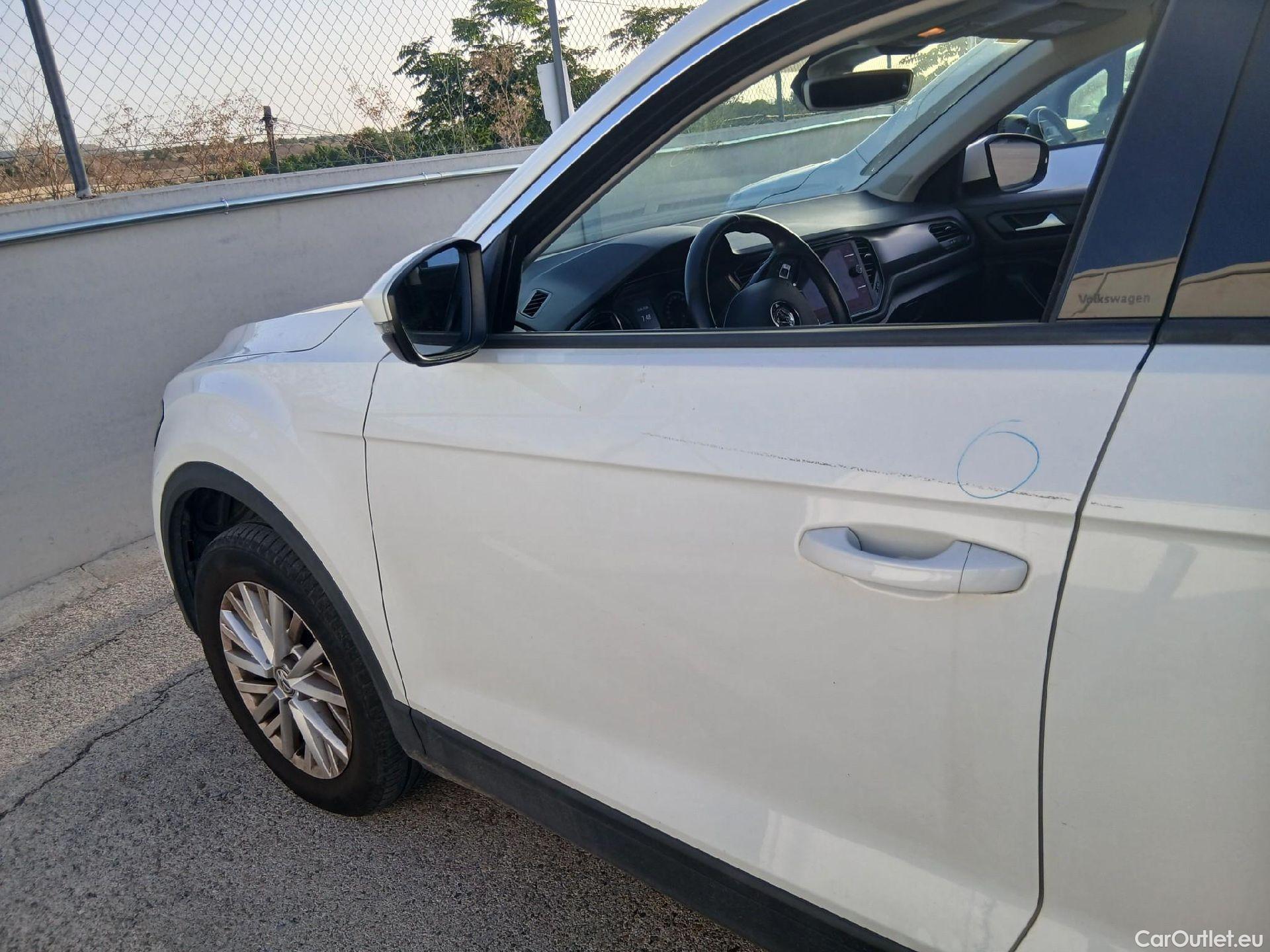  Volkswagen  T-ROC VOLKSWAGEN  / 2017 / 5P / todoterreno Edition 1.6 TDI 85kW (115CV) #12