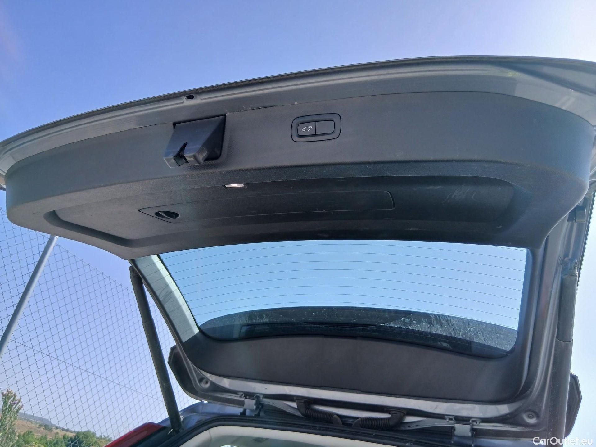  Volvo  XC90 VOLVO  / 2019 / 5P / todoterreno 2.0 B5 D5 AWD Business Plus Auto (CX) #20
