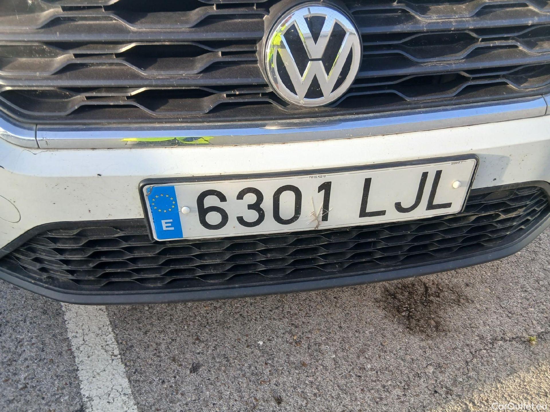  Volkswagen  T-ROC VOLKSWAGEN  / 2017 / 5P / todoterreno Edition 1.6 TDI 85kW (115CV) #8