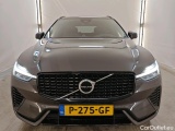  Volvo  XC60 Volvo  T8 AWD Plug-in hybrid R-Design 5d + Pano #24