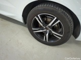  Volvo  XC60 Volvo  T8 Hybrid AWD R-Design Auto 5d #40