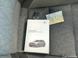  Volkswagen  Passat Volkswagen  Variant 2.0 TDI EVO 150 KM DSG Business 5d #3