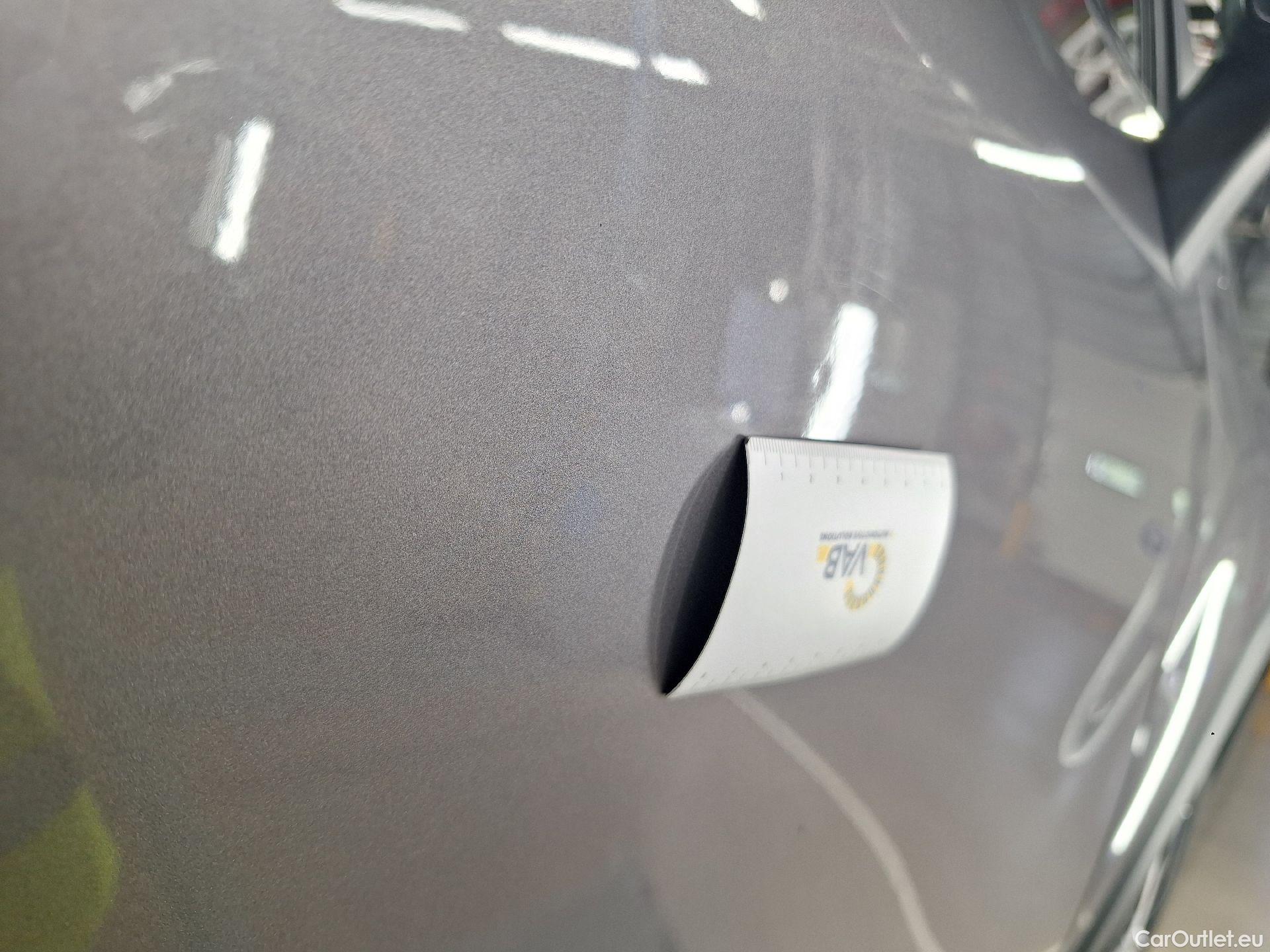  Renault  Captur Renault,  '13, Renault  TCe 130 GPF Intens 5d #29