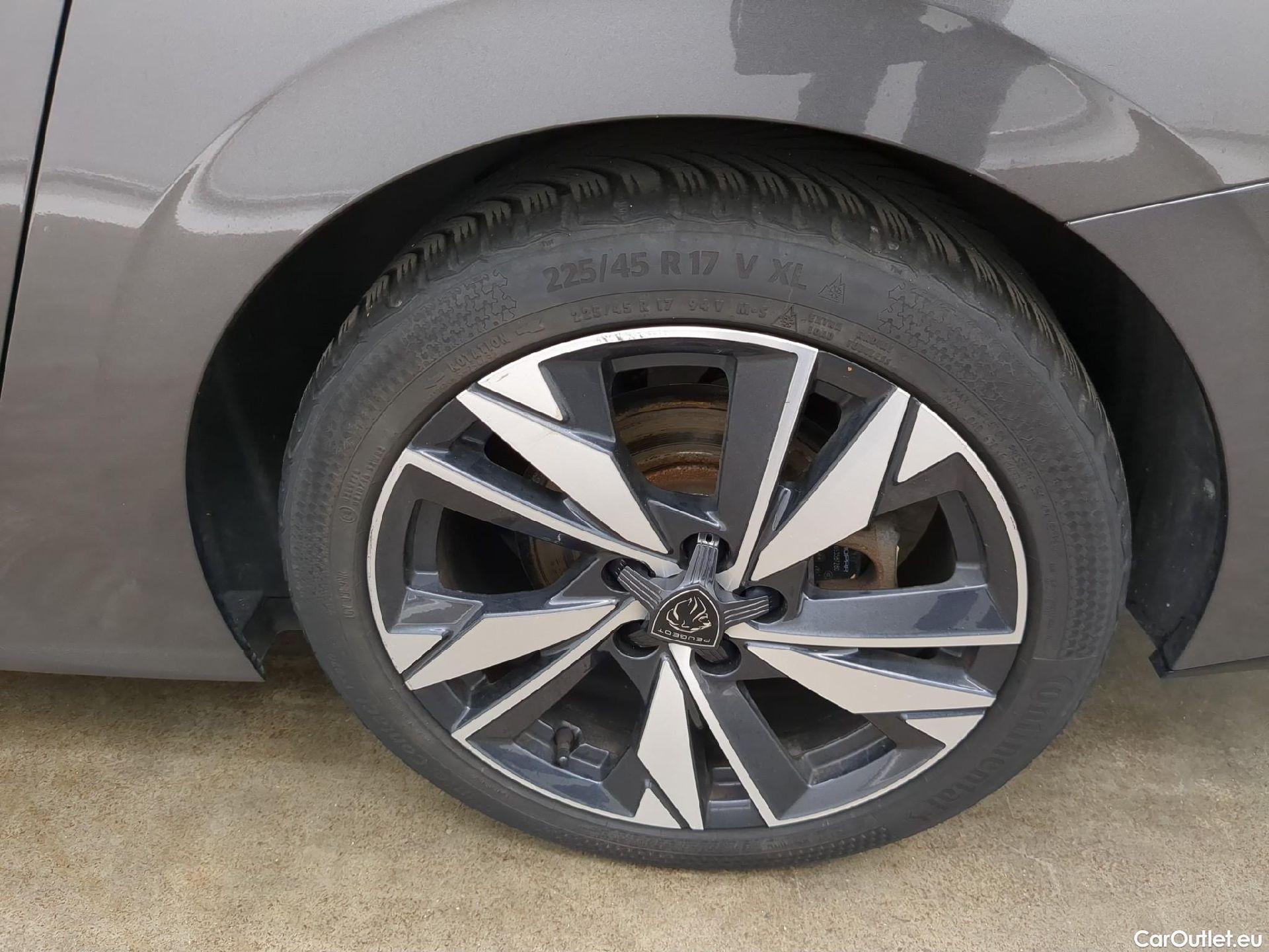  Peugeot  308  SW Allure 1.2 PureTech 130CV BVM6 E6d #1