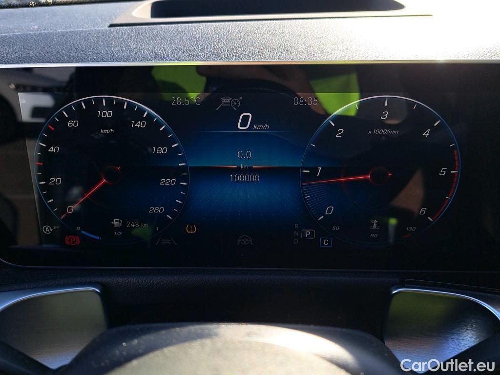  Mercedes  GLB MERCEDES-BENZ  2.0 200 D DCT 150 CV #Opcionales 7350 €# #25