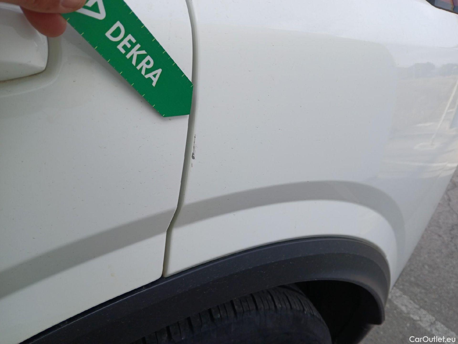  Nissan  Qashqai NISSAN  / 2021 / 5P / todoterreno DIG-T 103kW (140CV) mHEV 4x2 Acenta #30