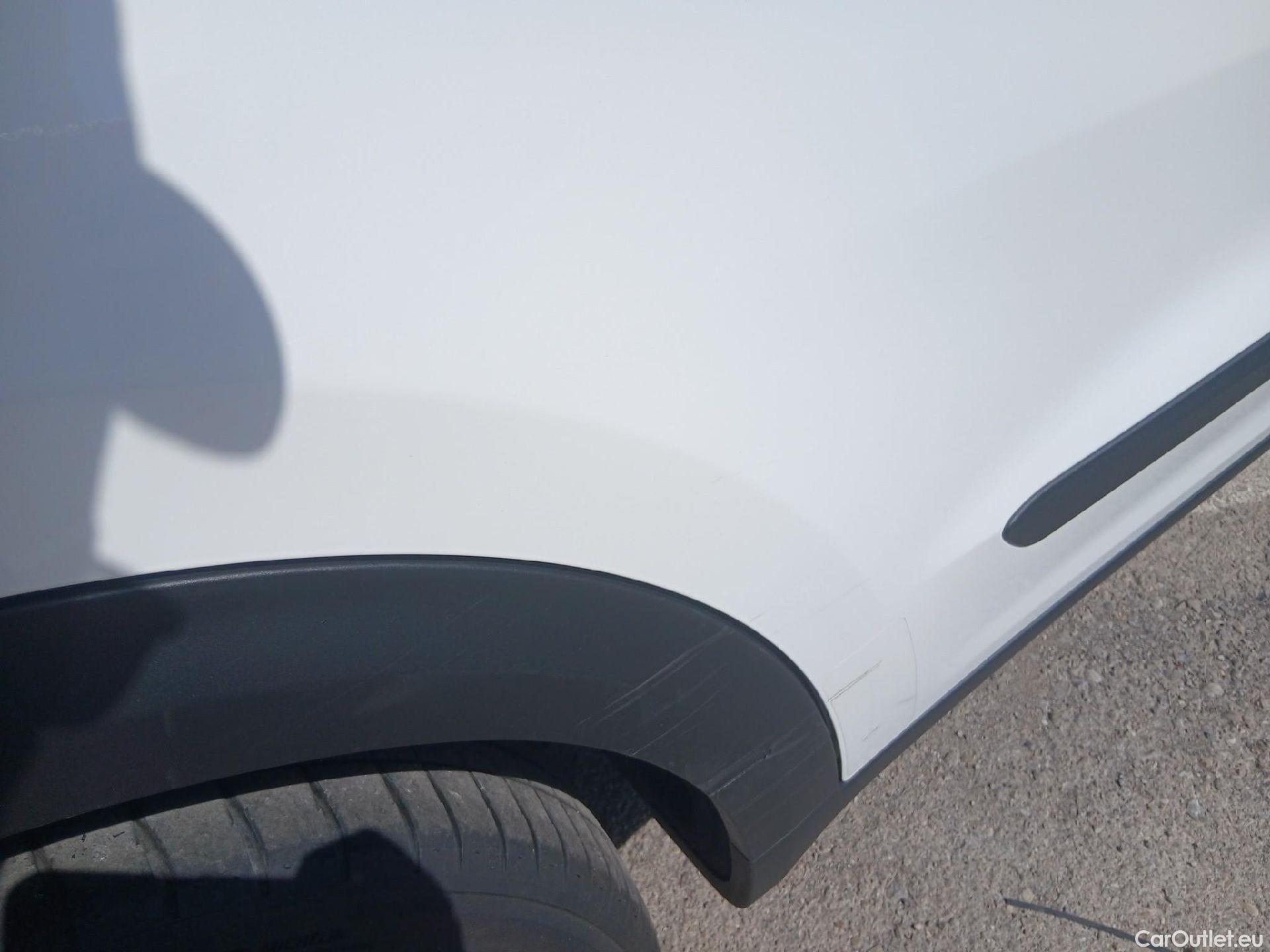  KIA  Niro KIA  / 2019 / 5P / crossover 1.6 GDi HEV 104kW (141CV) Emotion #14