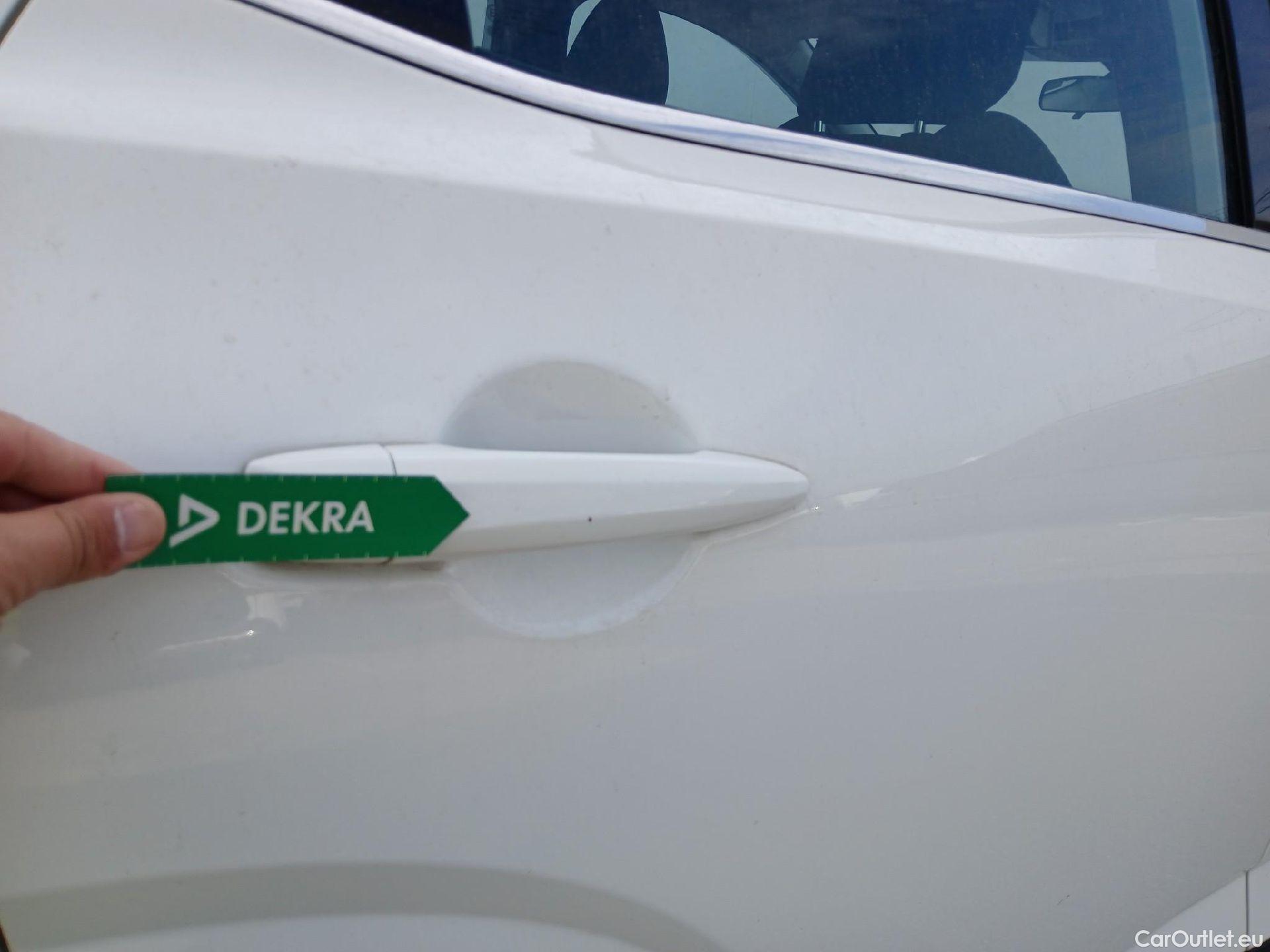  Nissan  Qashqai NISSAN  / 2021 / 5P / todoterreno DIG-T 103kW (140CV) mHEV 4x2 Acenta #39