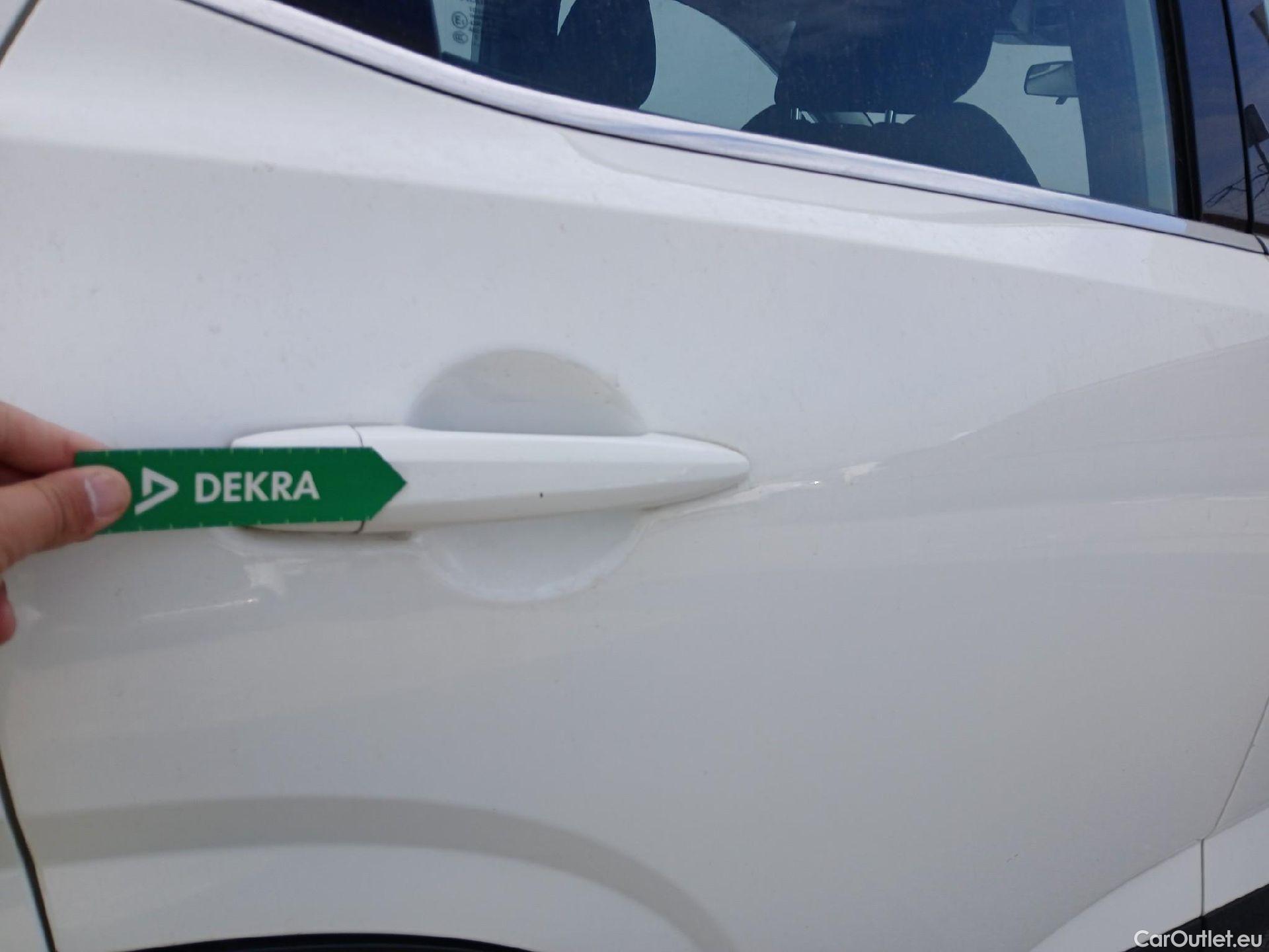  Nissan  Qashqai NISSAN  / 2021 / 5P / todoterreno DIG-T 103kW (140CV) mHEV 4x2 Acenta #38