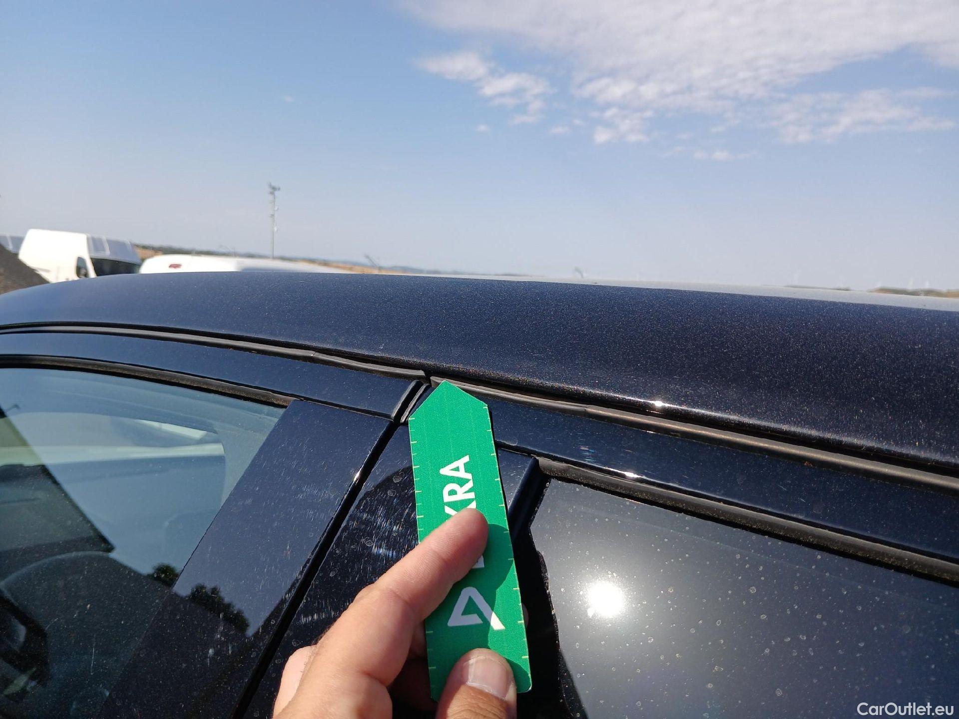  Nissan  Qashqai NISSAN  / 2021 / 5P / todoterreno DIG-T 116kW Xtronic N-Connecta #15