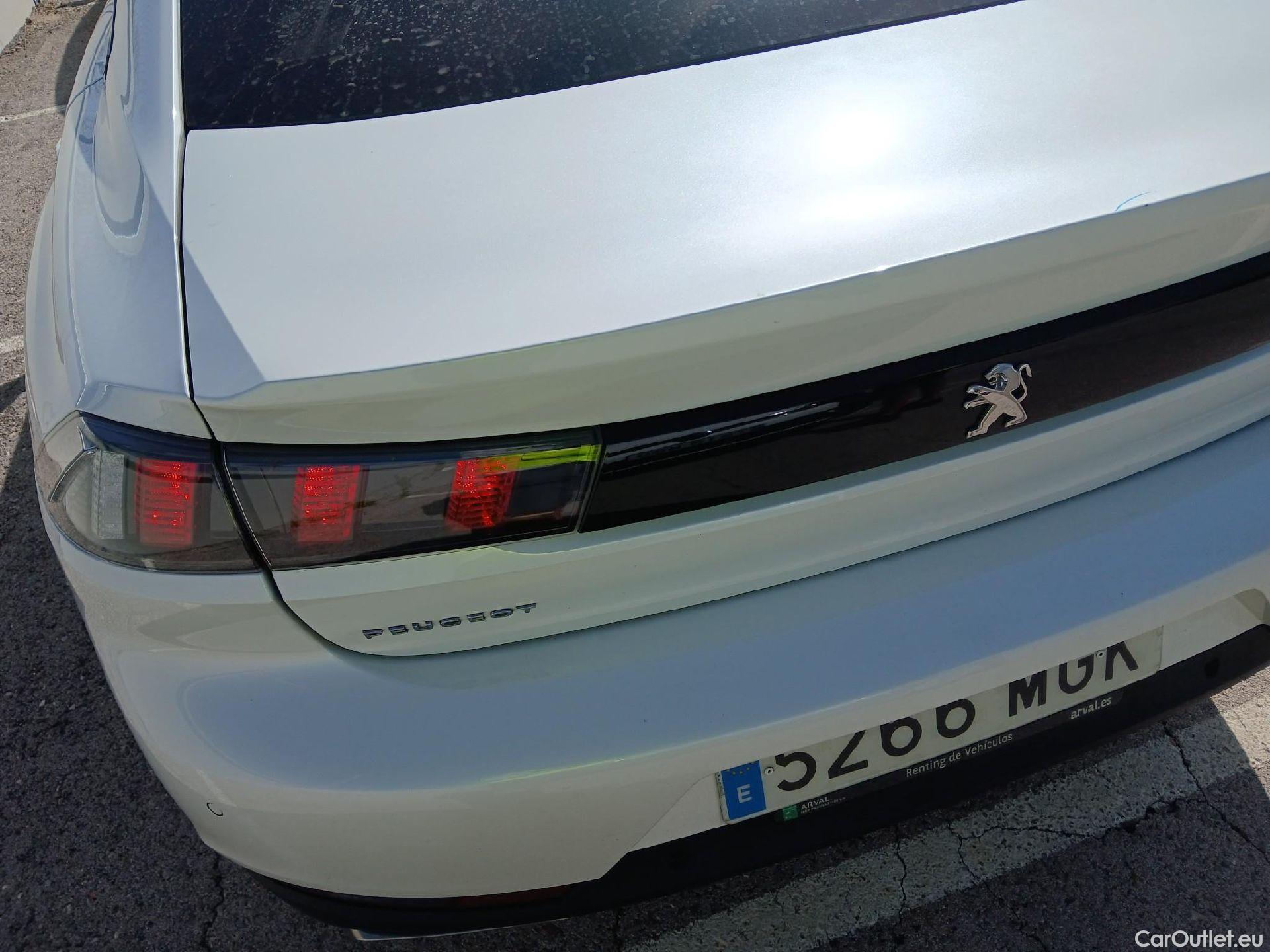  Peugeot  508 PEUGEOT  / 2018 / 5P / berlina con portón 5P Allure Pack BlueHDi 130 S&S EAT8 #14