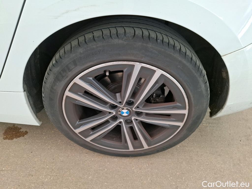  Bmw  Serie 1 BMW Série 1 / 2019 / 5P / Berline 1.5 118I Business Design #37
