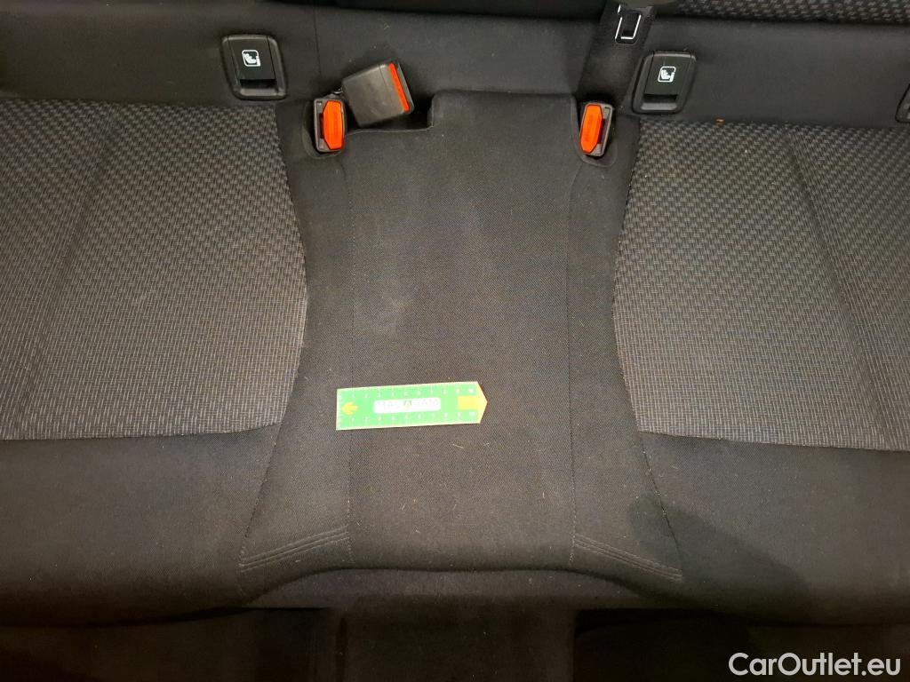  Bmw  Serie 1 1 Berline 116 d Business Design 1.5 115CV BVA7 E6d #3