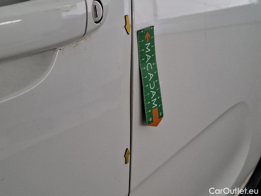  Citroen  C3  Feel 1.2 PureTech 70CV BVM5 E6dT #12