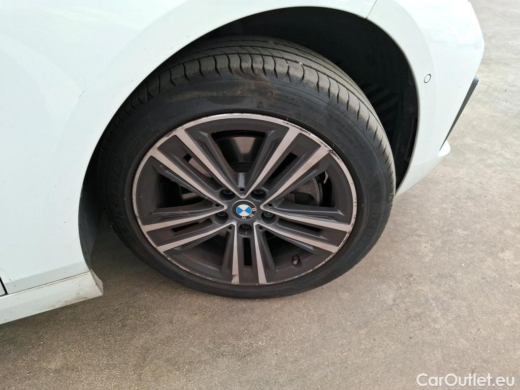  Bmw  Serie 1 BMW Série 1 / 2019 / 5P / Berline 1.5 118I Business Design #30
