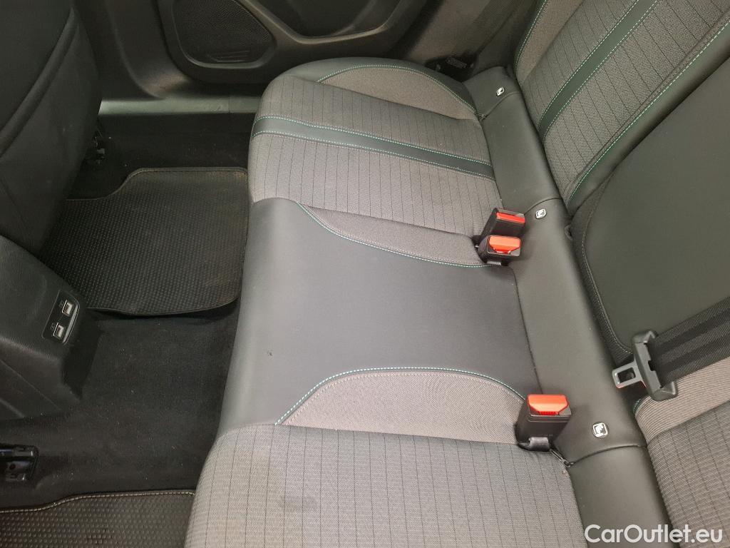  Peugeot  2008  Allure 1.2 PureTech 100CV BVM6 E6d #35