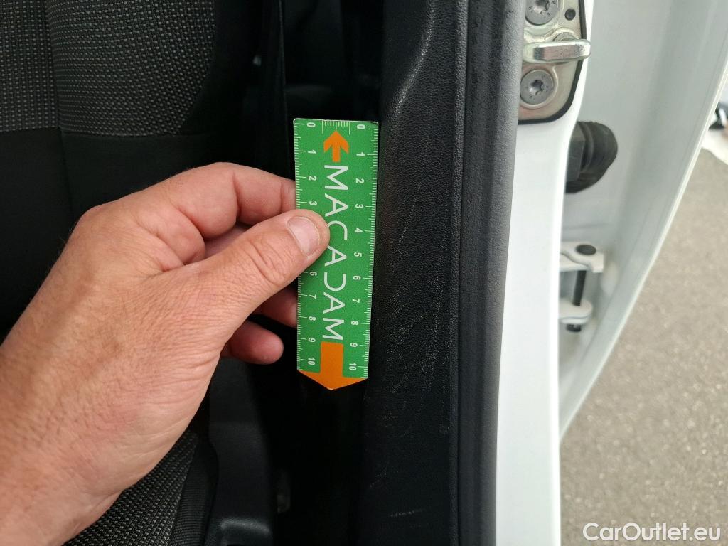  Citroen  C3  Feel 1.2 PureTech 70CV BVM5 E6dT #18