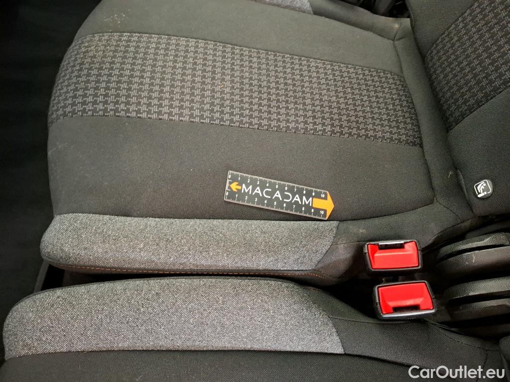  Peugeot  5008  Active Pack 1.2 PureTech 130CV BVA8 7 Sieges E6d #55