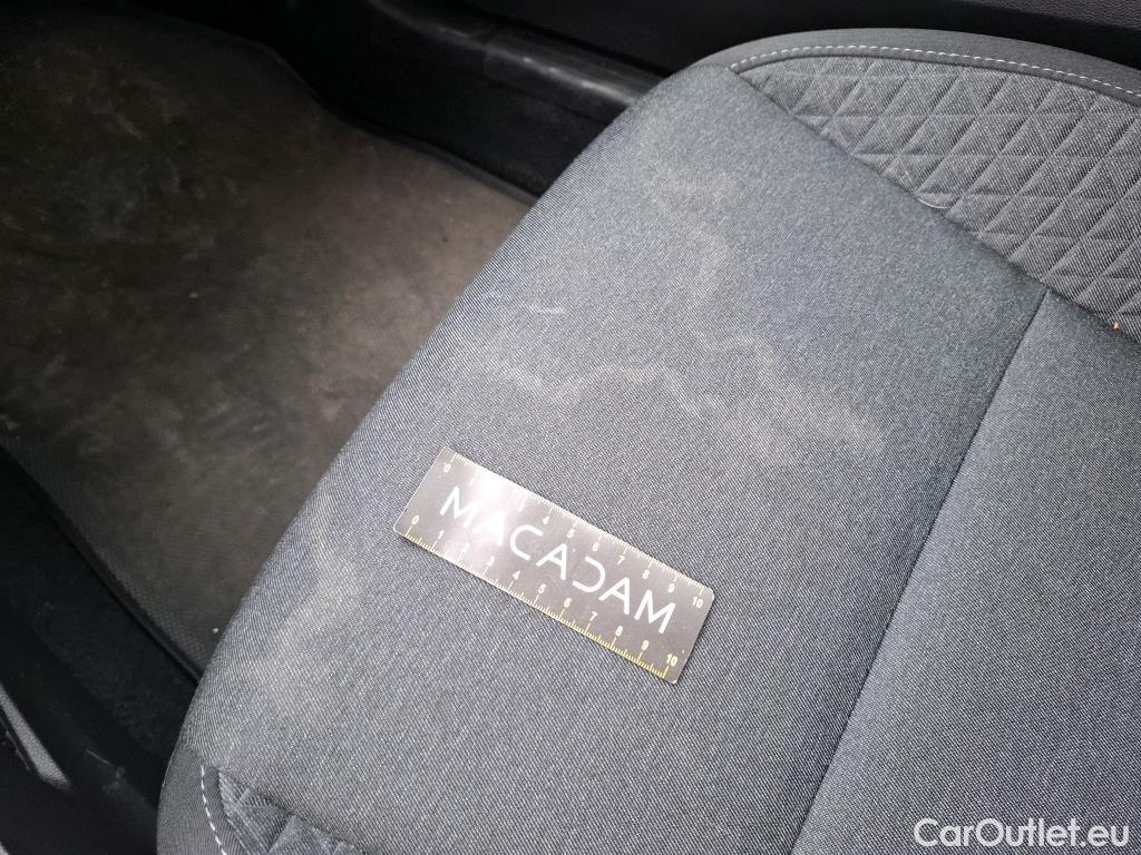  Renault  Clio  V Business 1.6 E-TECH Hybrid 140CV BVA6 E6d #8