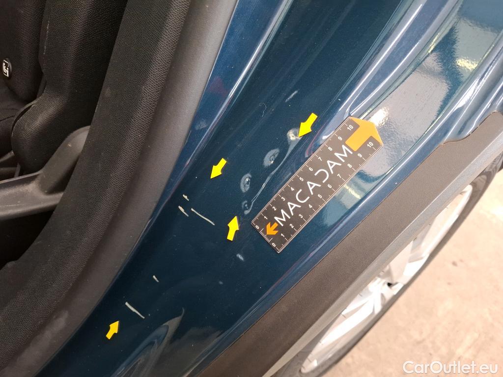  Peugeot  5008  Active Pack 1.2 PureTech 130CV BVA8 7 Sieges E6d #9