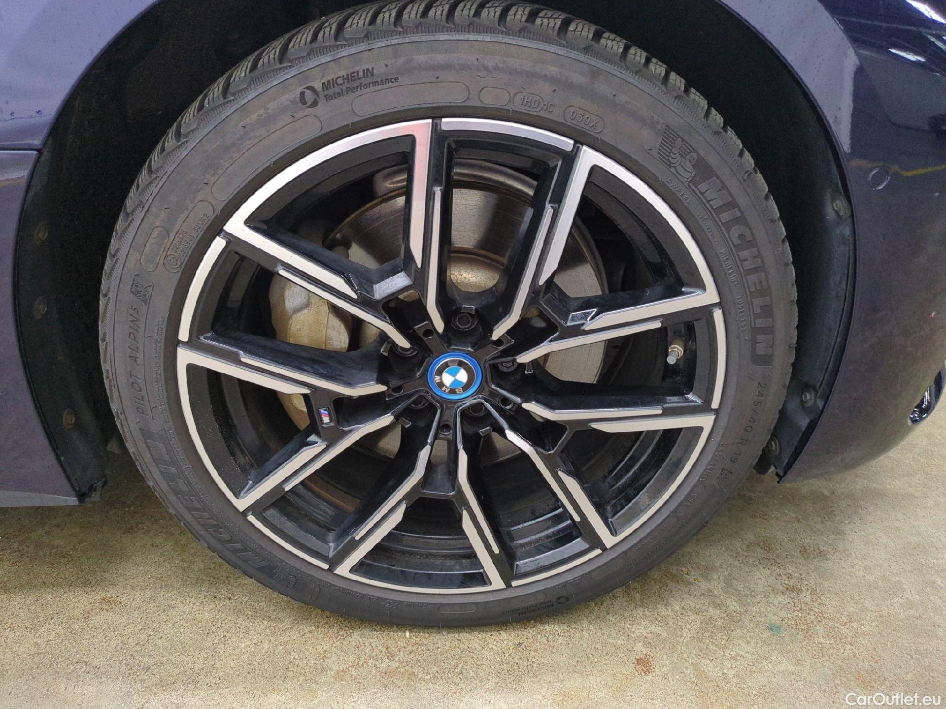  Bmw  Serie 4 Série i4 Gran Coupe eDrive40 M Sport 83kWh BVA #10