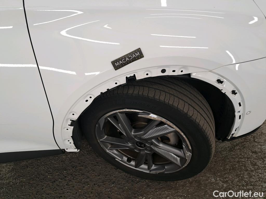  DS  DS7 DS DS 7 Crossback / 2017 / 5P / SUV E-TENSE 4x4 300 RIVOLI #27