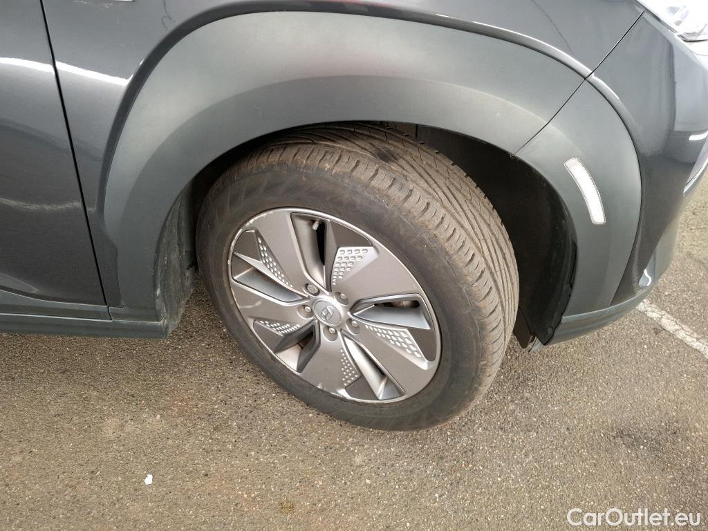  Hyundai  Konna HYUNDAI Kona / 2020 / 5P / SUV ELECTRIQUE 64kWh 204 ch Executive #33