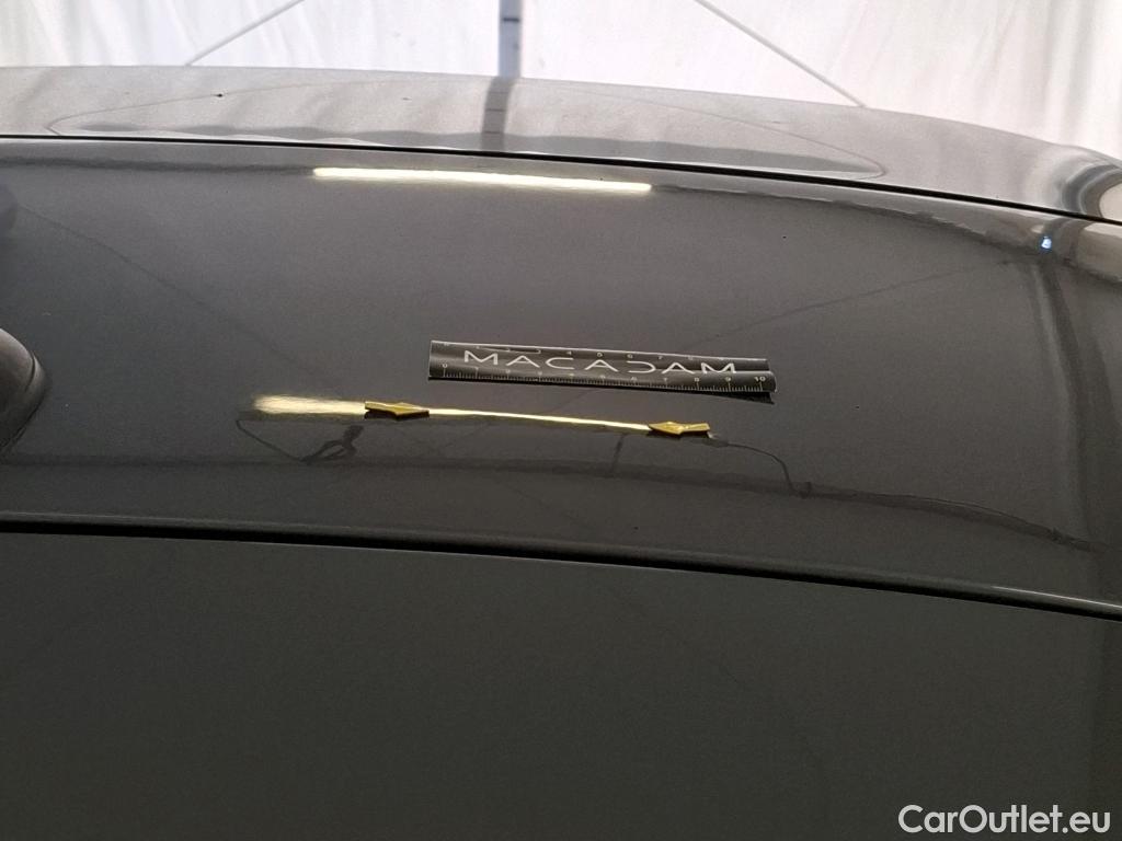  Fiat  500 FIAT   2015  3P  Berline Hybrid 10 BSG 70 ch Dolcevita #7