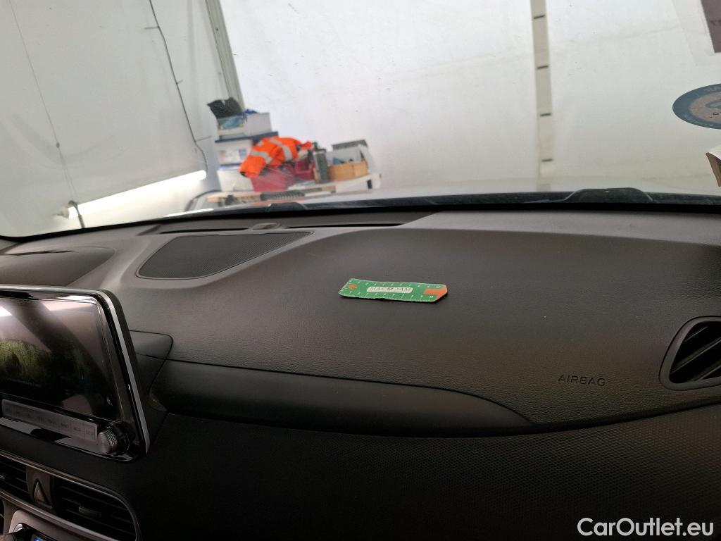  Hyundai  Konna HYUNDAI Kona / 2020 / 5P / SUV ELECTRIQUE 64kWh 204 ch Executive #9