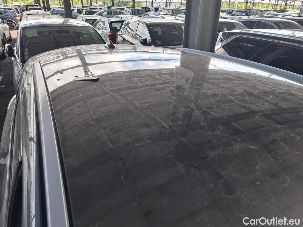  Ford  Kuga FORD  / 2019 / 5P / SUV 2.5 Dur 225 hybrid PHEV Pshift Titanium #20