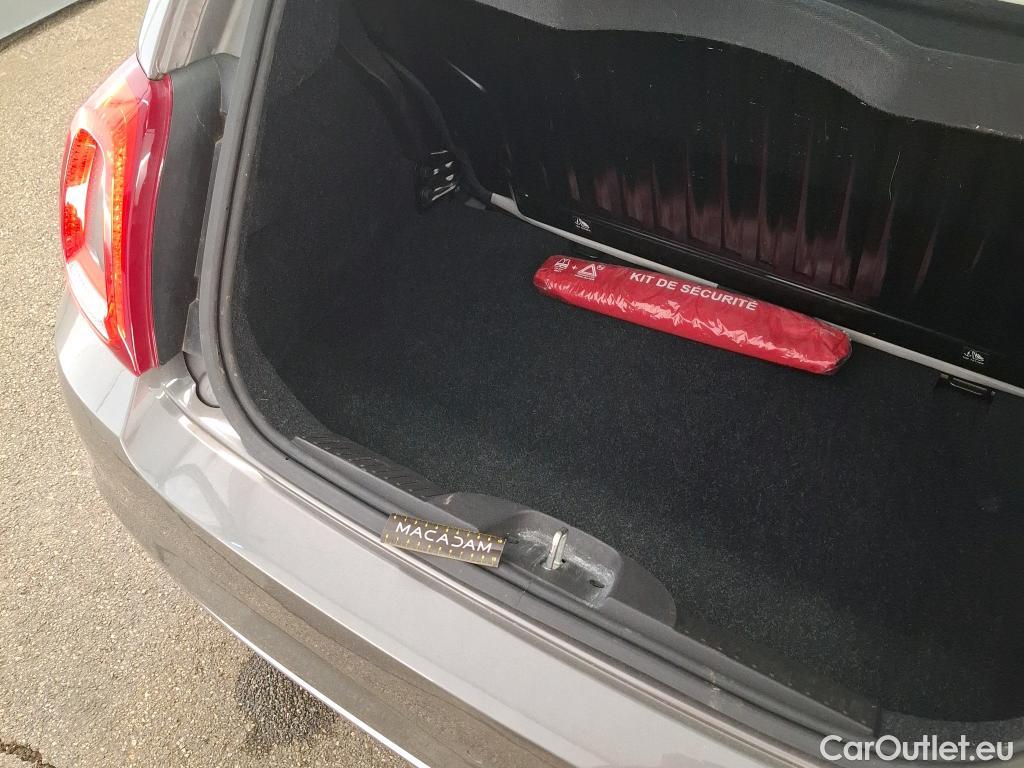  Fiat  500 FIAT   2015  3P  Berline Hybrid 10 BSG 70 ch Dolcevita #33