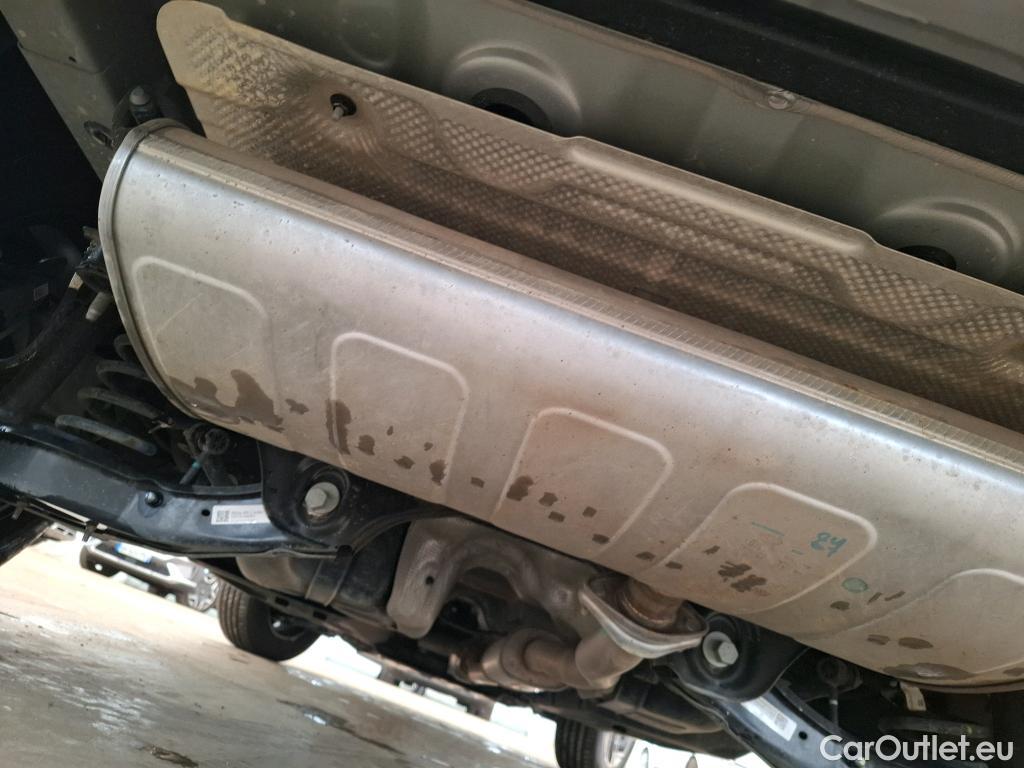  Hyundai  Tucson HYUNDAI  / 2024 / 5P / SUV 1.6 HYBRID 215 INITIA AUTO #6