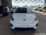  KIA  Niro KIA  / 2019 / 5P / BERLINA E- 64 KWH STYLE #6