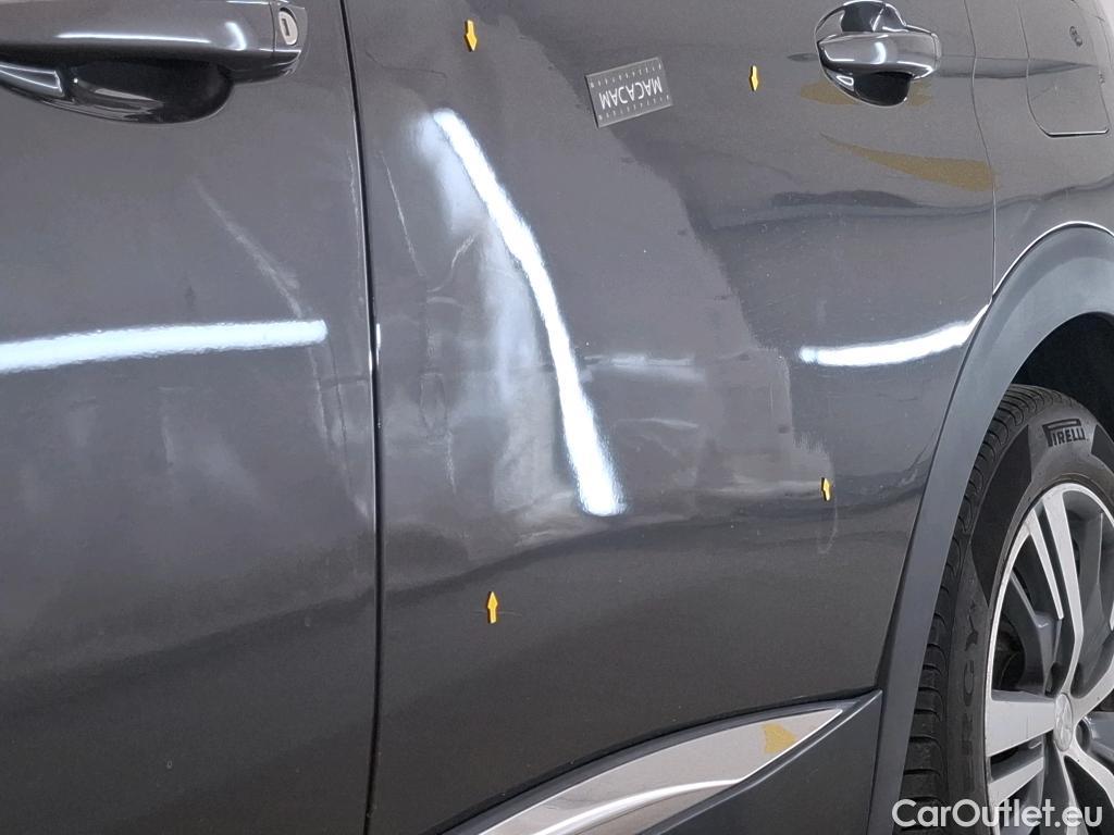  Peugeot  3008 PEUGEOT  / 2020 / 5P / SUV 1.6 HYBRID 225 E-EAT8 Allure #14