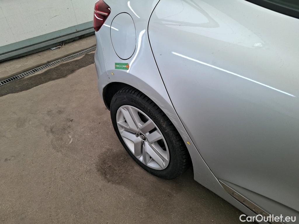  Renault  Clio  V Business 1.6 E-TECH Hybrid 140CV BVA6 E6d #18