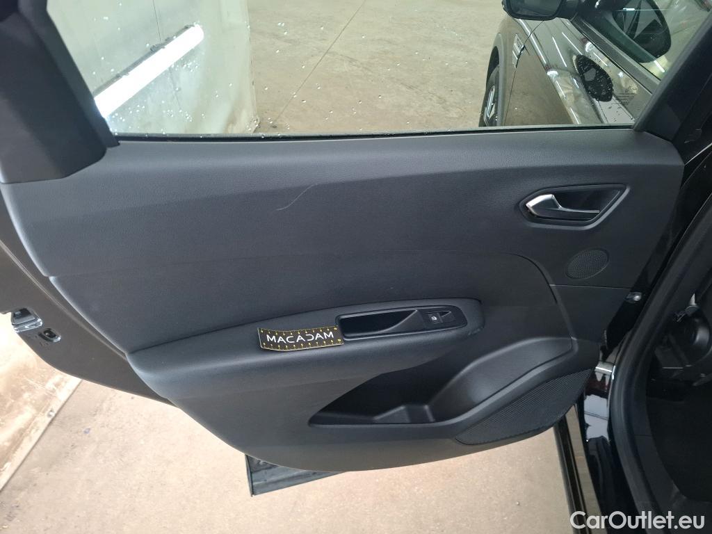  Renault  Arkana RENAULT   2021  5P  SUV Evolution mild hybrid 140 EDC 22 #1