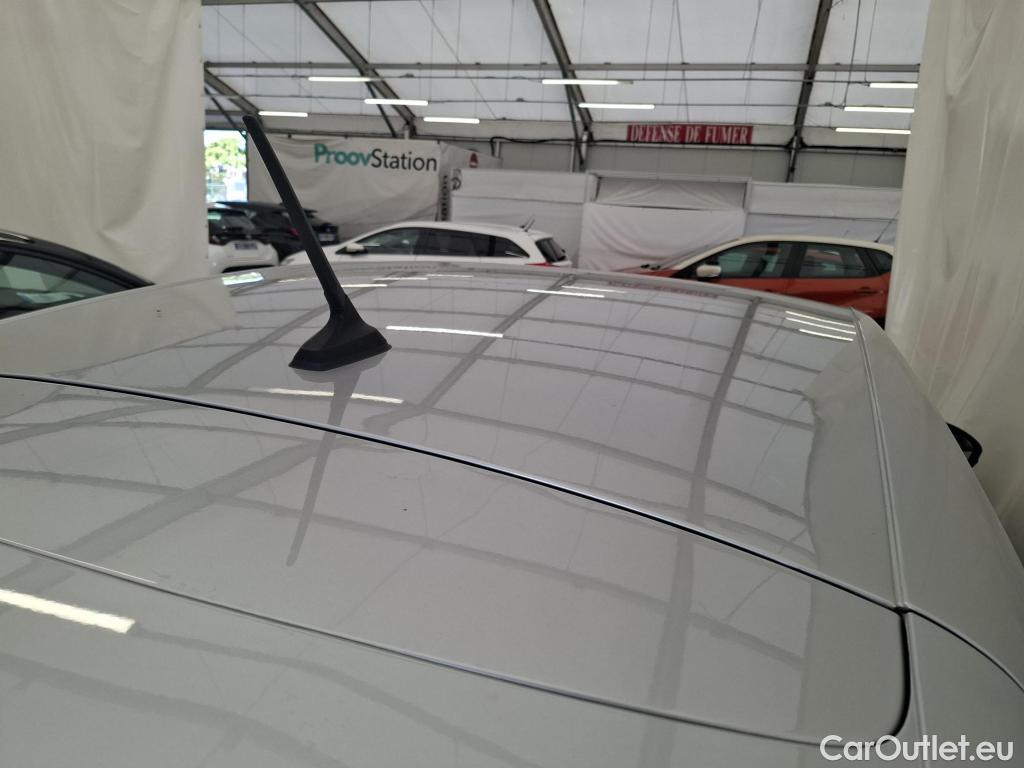  Renault  Clio  V Business 1.6 E-TECH Hybrid 140CV BVA6 E6d #47