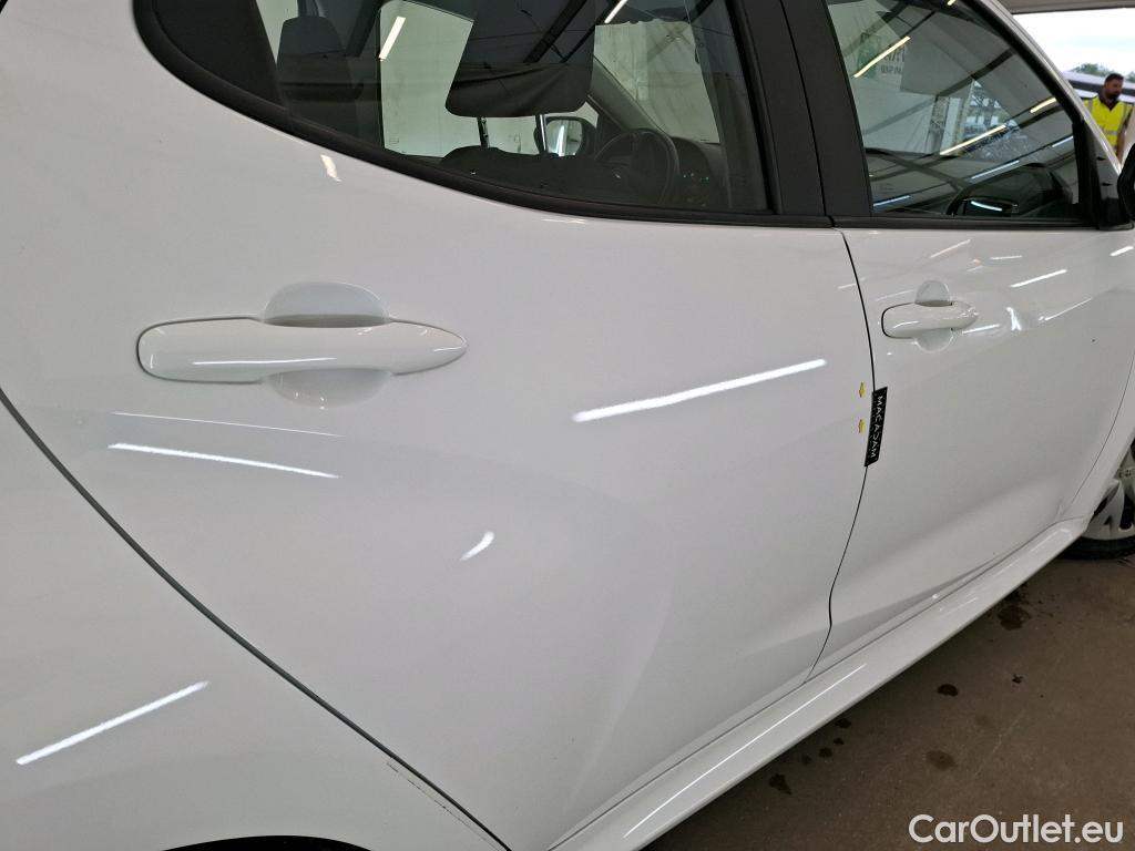  Toyota  Yaris TOYOTA  Hybride / 2019 / 5P / Berline Hybride 116h Dynamic Business Beyond Zer #24