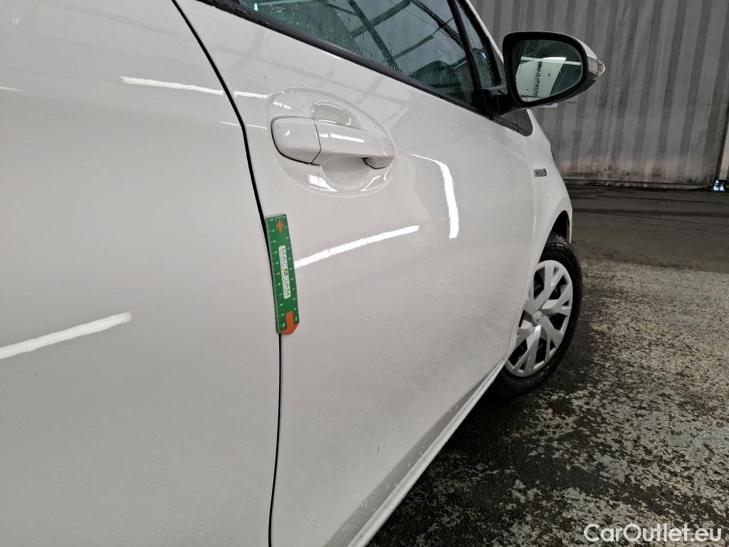  Toyota  Yaris TOYOTA  Hybride / 2017 / 5P / Berline 1.5 VVT-I HYBRID France Business #11