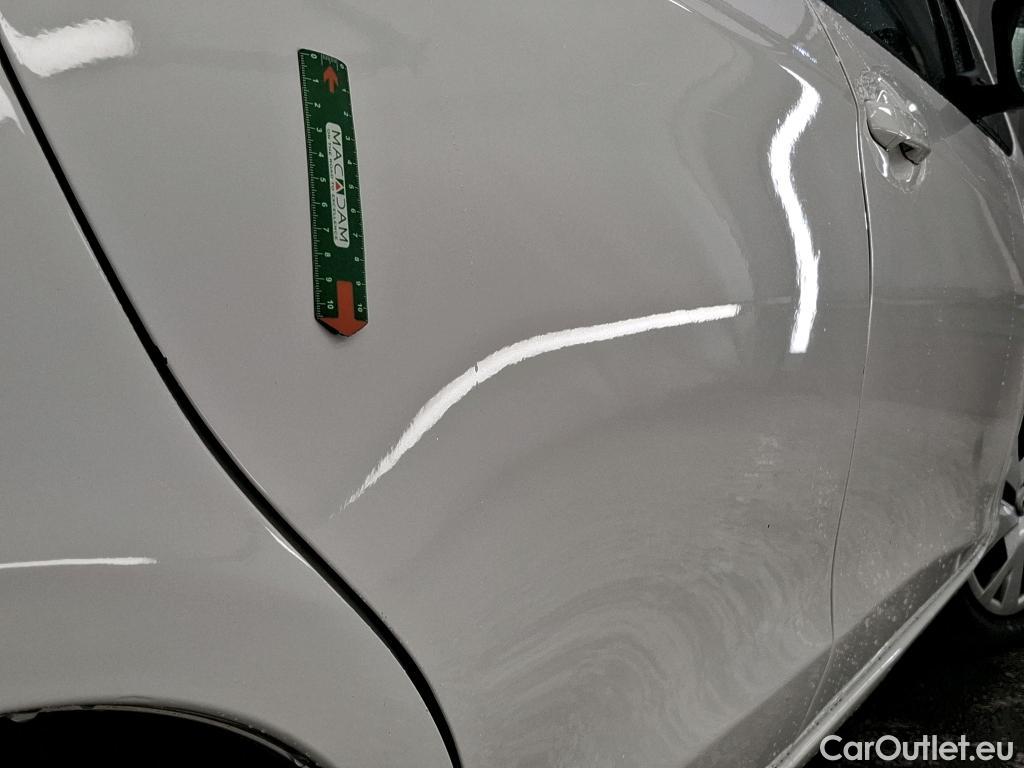  Toyota  Yaris TOYOTA  Hybride / 2017 / 5P / Berline 1.5 VVT-I HYBRID France Business #8
